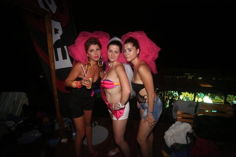 Lebanon Largest FOAM Party 3 (3)